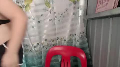 Snapshot of zeeel_x chatting on 12, 4, 2026 Zeeel online show from 12, 4, 2026