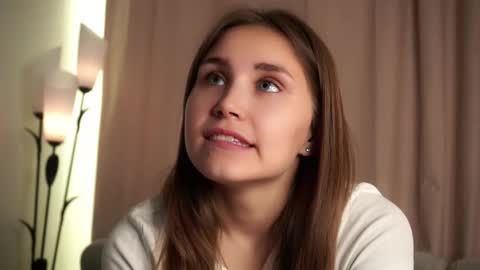 Emilia online show from 17, 9, 2025