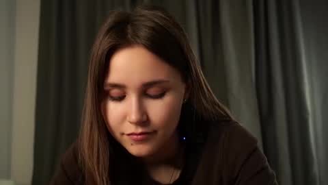 Emilia online show from 26, 9, 2025