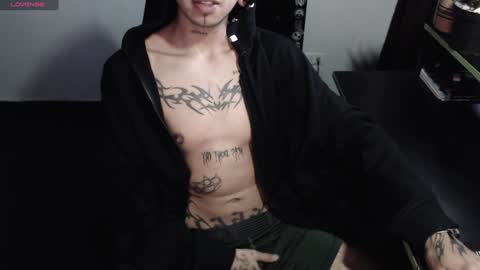 Snapshot of zeldrissss chatting on 3, 2, 2025 Zeldris online show from 3, 2, 2025