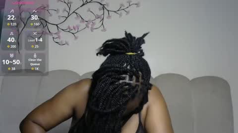 Snapshot of zendayah47 chatting on 8, 5, 2026 Caramel online show from 8, 5, 2026