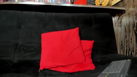 ZEPHYRA ANGELS online show from 8, 3, 2025