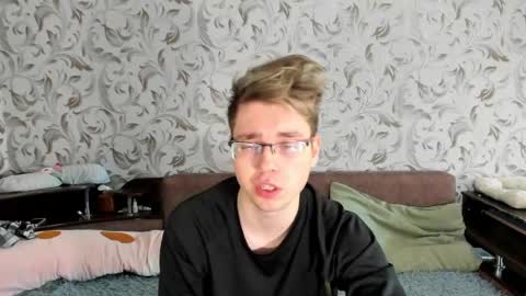 Ethan online show from 25, 5, 2026