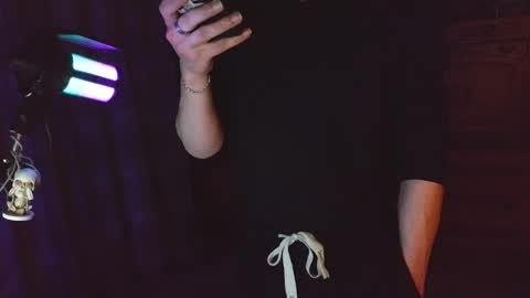 zeroreaction online show from 8, 4, 2026