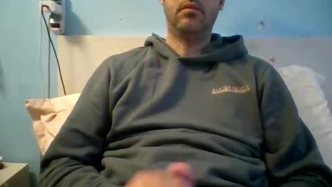 Snapshot of zeus00811 chatting on 9, 3, 2026 zeus online show from 9, 3, 2026