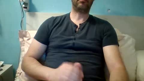 Snapshot of zeus00811 chatting on 14, 3, 2026 zeus online show from 14, 3, 2026