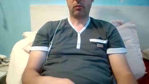 Snapshot of zeus00811 chatting on 20, 4, 2026 zeus online show from 20, 4, 2026