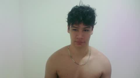 zeus_183 online show from 8, 3, 2026