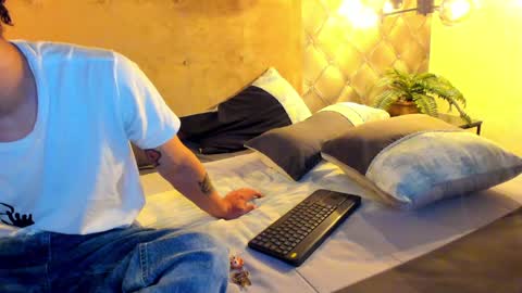 zeus online show from 5, 12, 2024