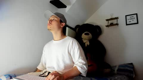 zeus online show from 25, 10, 2025