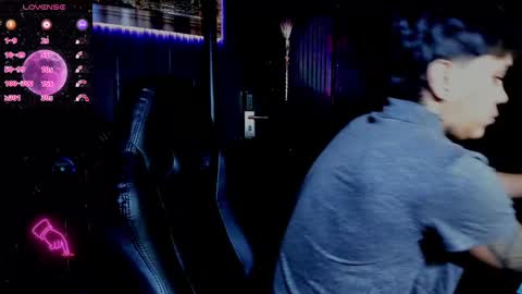 zhoestrong online show from 10, 3, 2025