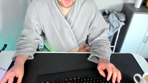 ziemlichflutschig online show from 3, 3, 2025