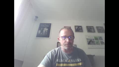 Zippi online show from 4, 10, 2025