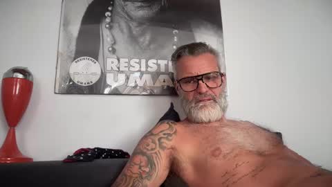 Snapshot of zkopa69 chatting on 2, 10, 2025 zkopa69 online show from 2, 10, 2025