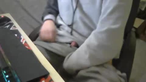 zkraston11 online show from 18, 12, 2024