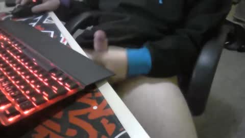 zkraston11 online show from 19, 12, 2024