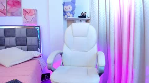 zoe18___ online show from 6, 10, 2025