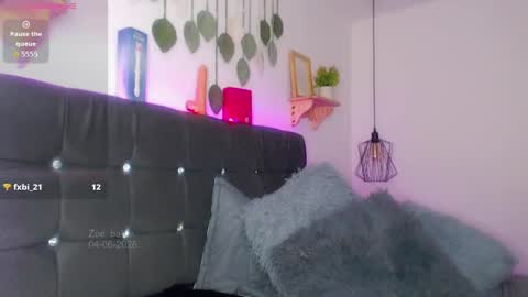 Snapshot of zoe__baker chatting on 5, 6, 2026 zoe__baker online show from 5, 6, 2026