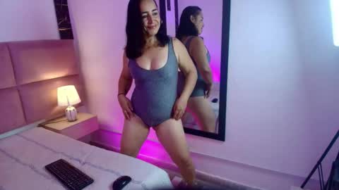 zoe_aitanaa online show from 14, 11, 2025
