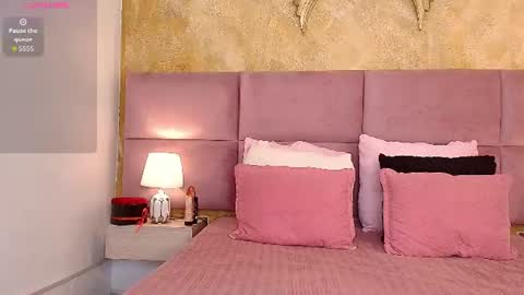 zoe_aitanaa online show from 13, 7, 2026