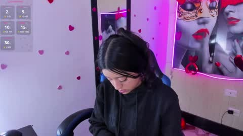 Snapshot of zoe_connor19 chatting on 20, 5, 2026 Z O E online show from 20, 5, 2026