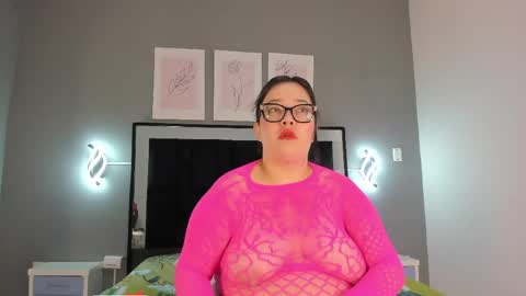 zoe_curvyy online show from 1, 6, 2026