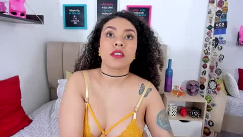 Snapshot of zoe_gruber chatting on 25, 1, 2025 Zoe Gruber online show from 25, 1, 2025