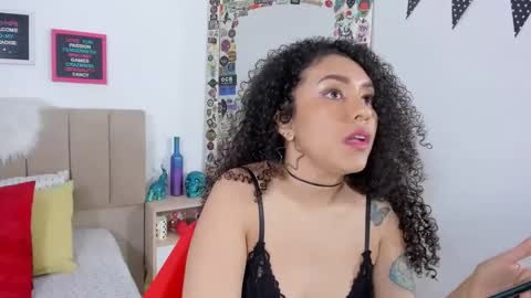 Snapshot of zoe_gruber chatting on 5, 2, 2025 Zoe Gruber online show from 5, 2, 2025