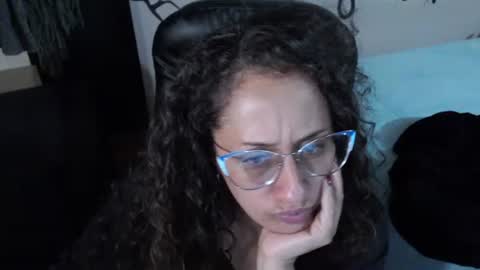 Zoe Koller online show from 15, 6, 2026