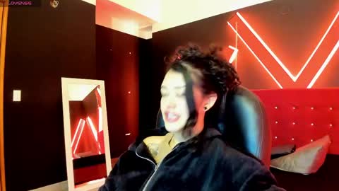 zoe  online show from 21, 5, 2026