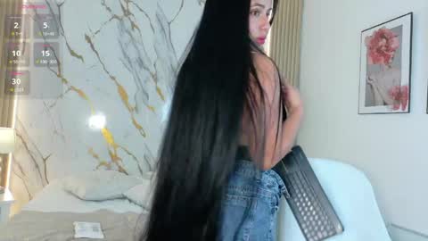 Snapshot of zoe_longhair chatting on 23, 5, 2026 zoe_longhair online show from 23, 5, 2026
