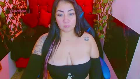 zoe_naughty22 online show from 5, 6, 2026