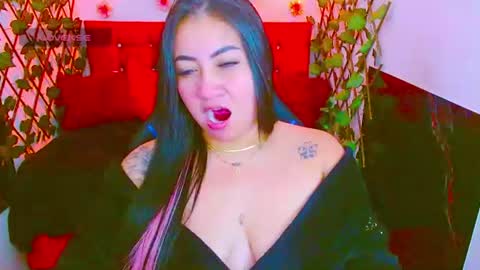 zoe_naughty22 online show from 10, 6, 2026