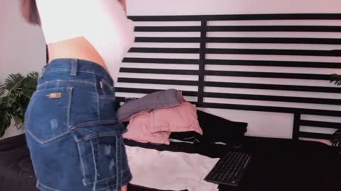 Snapshot of zoe_olsen__ chatting on 2, 1, 2025 Zoe Olsen online show from 2, 1, 2025