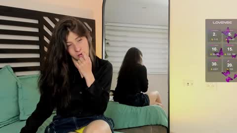 Snapshot of zoe_olsen__ chatting on 11, 2, 2025 Zoe Olsen online show from 11, 2, 2025