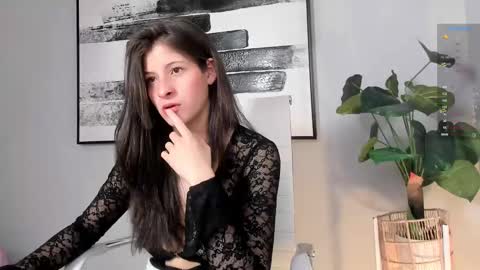 Snapshot of zoe_olsen__ chatting on 3, 3, 2025 Zoe Olsen online show from 3, 3, 2025