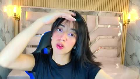 Zoe  online show from 22, 10, 2025