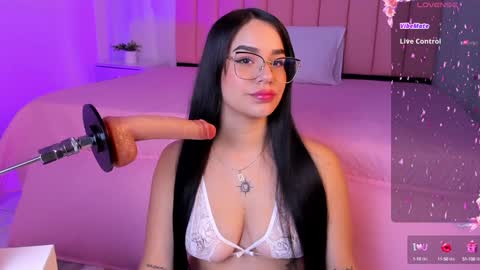 Zoe online show from 8, 2, 2025