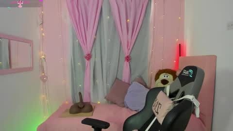 Snapshot of zoe_sullivan_ chatting on 14, 9, 2025 zoe_sullivan_ online show from 14, 9, 2025