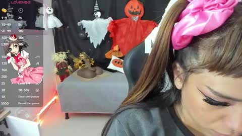 zoe_sullivan_ online show from 17, 10, 2025