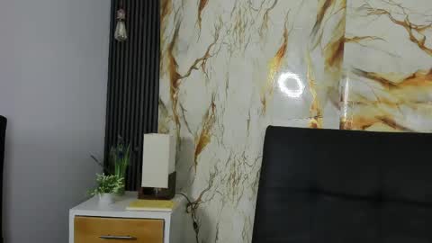 Snapshot of zoee_8 chatting on 31, 5, 2026 ZOE online show from 31, 5, 2026