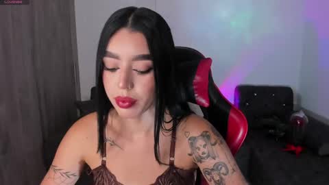Snapshot of zoee_jackson chatting on 10, 5, 2026 zoee jackson online show from 10, 5, 2026