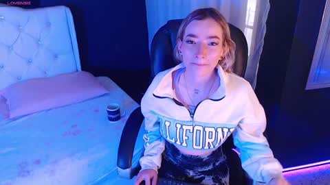 zoe online show from 8, 1, 2025