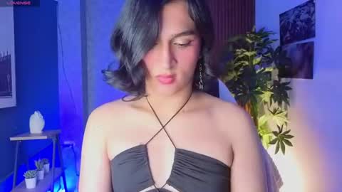 Snapshot of zoee_kiss_ chatting on 19, 6, 2026 ZOE online show from 19, 6, 2026