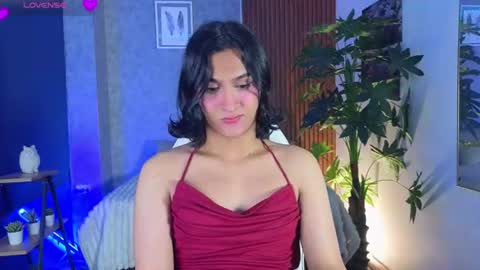 Snapshot of zoee_kiss_ chatting on 7, 7, 2026 ZOE online show from 7, 7, 2026