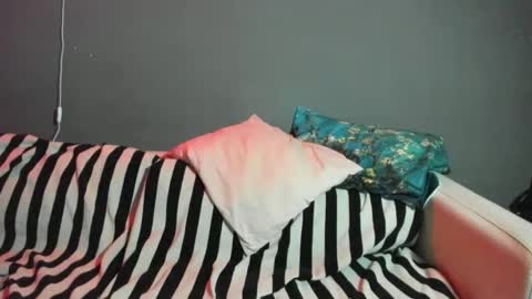 Snapshot of zoefae chatting on 15, 10, 2025 Zoe Fae online show from 15, 10, 2025