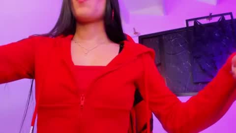 Laura  online show from 15, 7, 2026