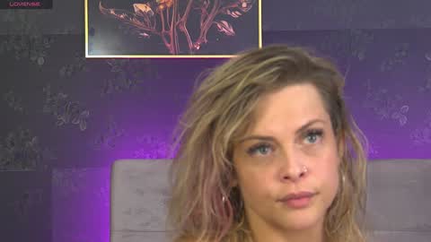 Snapshot of zoemesmerizee chatting on 23, 12, 2024 ZoeMesmerize online show from 23, 12, 2024