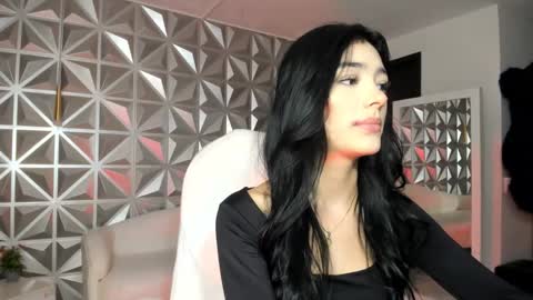 Zoe Rouse online show from 14, 1, 2026