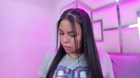 ZoeSwam online show from 11, 4, 2026